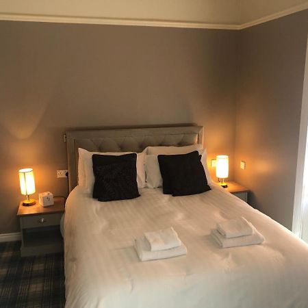 The Spinnaker Hotel غوروك المظهر الخارجي الصورة