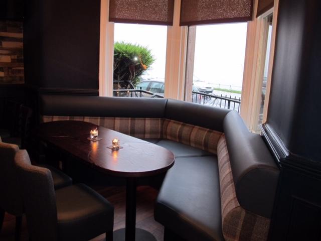 The Spinnaker Hotel غوروك المظهر الخارجي الصورة