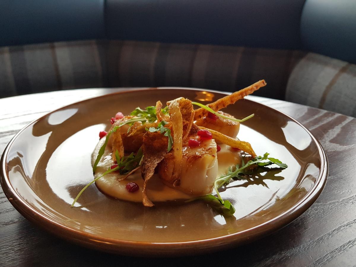 The Spinnaker Hotel غوروك المظهر الخارجي الصورة