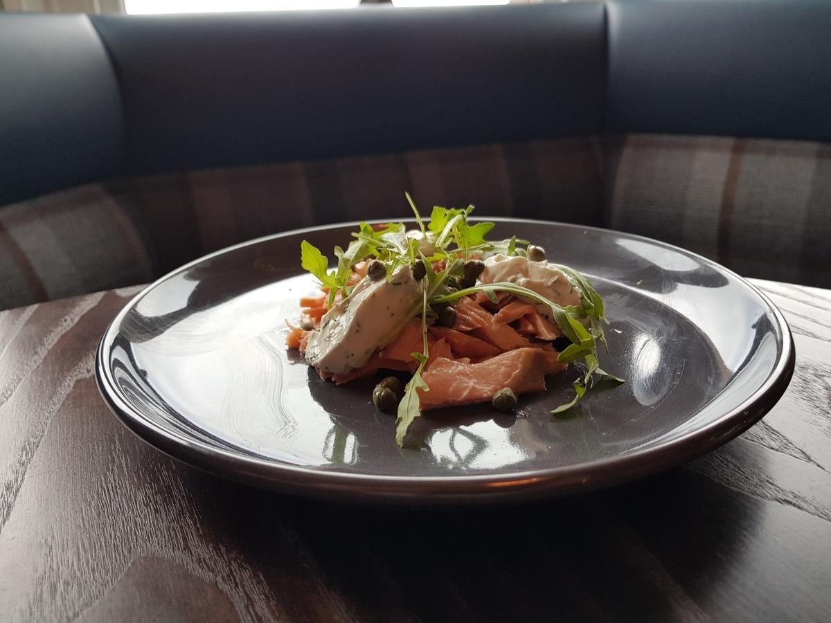 The Spinnaker Hotel غوروك المظهر الخارجي الصورة